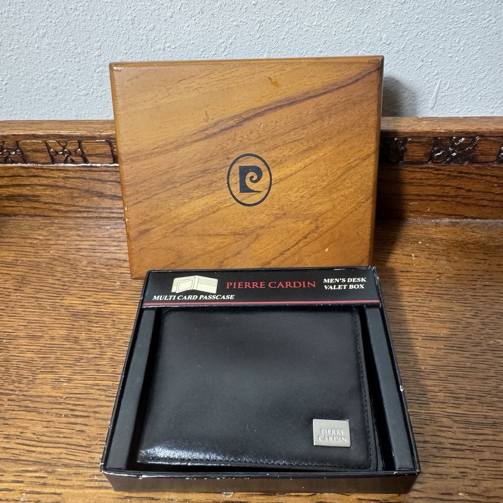 NOS Pierre Cardin Brown Leather Passcase Billfold Wallet w/ Box Vintage